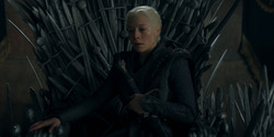 HouseOfTheDragon_3x02-QueensLanding_05730