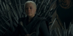 HouseOfTheDragon_3x02-QueensLanding_05745
