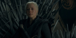 HouseOfTheDragon_3x02-QueensLanding_05746