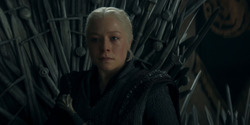 HouseOfTheDragon_3x02-QueensLanding_05752