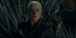 HouseOfTheDragon_3x02-QueensLanding_05754