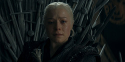HouseOfTheDragon_3x02-QueensLanding_05798