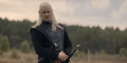 HouseOfTheDragon_3x03-RhaenyraTriumphant_0134