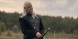 HouseOfTheDragon_3x03-RhaenyraTriumphant_0135
