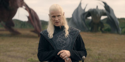 HouseOfTheDragon_3x03-RhaenyraTriumphant_0153