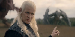 HouseOfTheDragon_3x03-RhaenyraTriumphant_0182