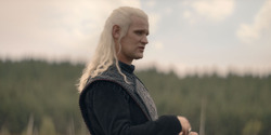 HouseOfTheDragon_3x03-RhaenyraTriumphant_0341