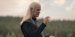HouseOfTheDragon_3x03-RhaenyraTriumphant_0342