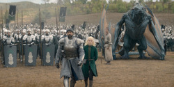 HouseOfTheDragon_3x03-RhaenyraTriumphant_0389