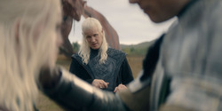 HouseOfTheDragon_3x03-RhaenyraTriumphant_0412