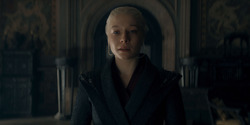 HouseOfTheDragon_3x03-RhaenyraTriumphant_0474