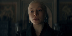 HouseOfTheDragon_3x03-RhaenyraTriumphant_0496