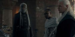 HouseOfTheDragon_3x03-RhaenyraTriumphant_0724