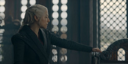 HouseOfTheDragon_3x03-RhaenyraTriumphant_0855