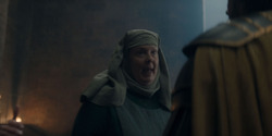 HouseOfTheDragon_3x03-RhaenyraTriumphant_1092