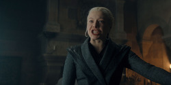 HouseOfTheDragon_3x03-RhaenyraTriumphant_1209