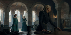 HouseOfTheDragon_3x03-RhaenyraTriumphant_1316