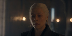 HouseOfTheDragon_3x03-RhaenyraTriumphant_1510