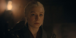 HouseOfTheDragon_3x03-RhaenyraTriumphant_1999