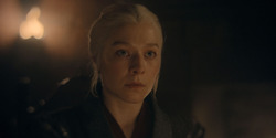 HouseOfTheDragon_3x03-RhaenyraTriumphant_2000
