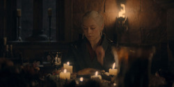 HouseOfTheDragon_3x03-RhaenyraTriumphant_2011