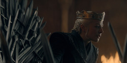 HouseOfTheDragon_3x03-RhaenyraTriumphant_2386
