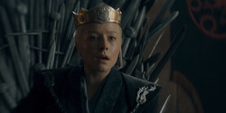 HouseOfTheDragon_3x03-RhaenyraTriumphant_2397