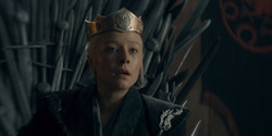HouseOfTheDragon_3x03-RhaenyraTriumphant_2399