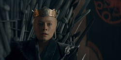 HouseOfTheDragon_3x03-RhaenyraTriumphant_2402