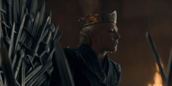 HouseOfTheDragon_3x03-RhaenyraTriumphant_2407
