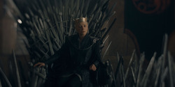 HouseOfTheDragon_3x03-RhaenyraTriumphant_2519