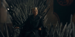 HouseOfTheDragon_3x03-RhaenyraTriumphant_2520