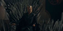HouseOfTheDragon_3x03-RhaenyraTriumphant_2526