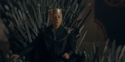 HouseOfTheDragon_3x03-RhaenyraTriumphant_2536