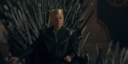 HouseOfTheDragon_3x03-RhaenyraTriumphant_2539