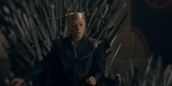 HouseOfTheDragon_3x03-RhaenyraTriumphant_2542