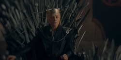 HouseOfTheDragon_3x03-RhaenyraTriumphant_2544