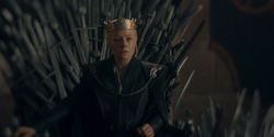 HouseOfTheDragon_3x03-RhaenyraTriumphant_2545