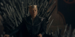 HouseOfTheDragon_3x03-RhaenyraTriumphant_2546