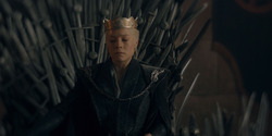 HouseOfTheDragon_3x03-RhaenyraTriumphant_2567