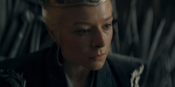 HouseOfTheDragon_3x03-RhaenyraTriumphant_2575