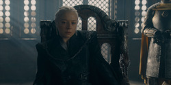 HouseOfTheDragon_3x03-RhaenyraTriumphant_2604