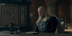 HouseOfTheDragon_3x03-RhaenyraTriumphant_2630