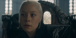 HouseOfTheDragon_3x03-RhaenyraTriumphant_2724