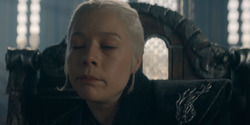 HouseOfTheDragon_3x03-RhaenyraTriumphant_2726