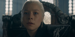 HouseOfTheDragon_3x03-RhaenyraTriumphant_2732