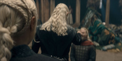 HouseOfTheDragon_3x03-RhaenyraTriumphant_2877
