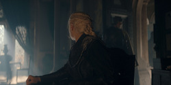 HouseOfTheDragon_3x03-RhaenyraTriumphant_3053