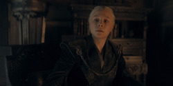 HouseOfTheDragon_3x03-RhaenyraTriumphant_3263