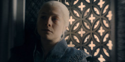 HouseOfTheDragon_3x03-RhaenyraTriumphant_4049